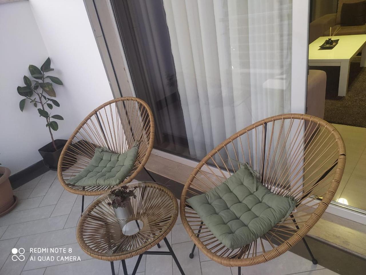 Luxury Condo In Tirana Exterior foto